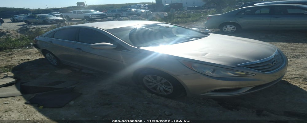 5NPEB4AC3BH195579 2011 HYUNDAI SONATA photo no. 1