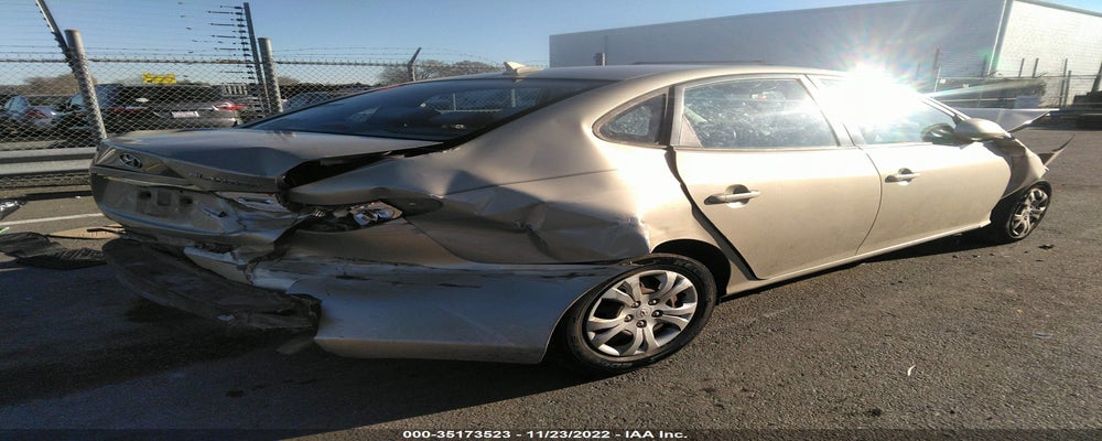 KMHDU4AD8AU877209 2010 HYUNDAI ELANTRA photo no. 4
