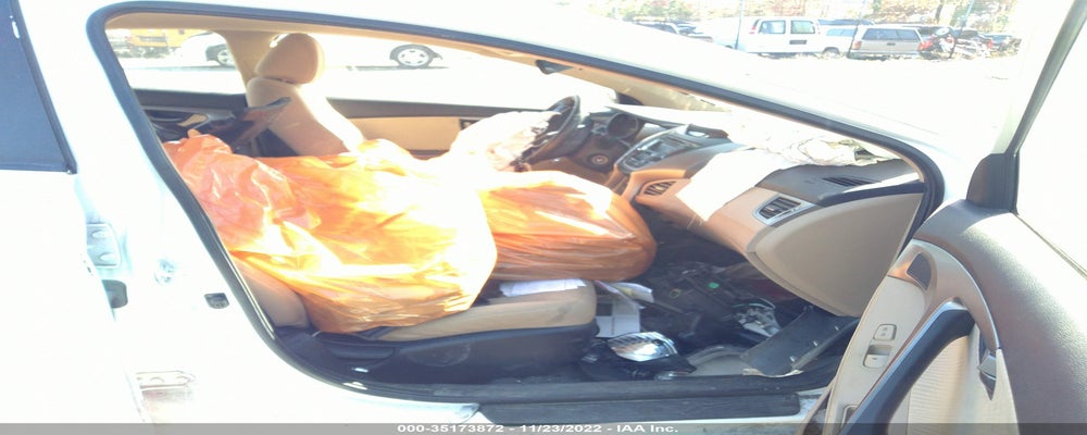 5NPDH4AE4DH300581 2013 HYUNDAI ELANTRA photo no. 5