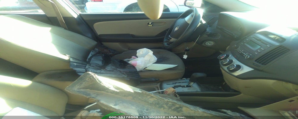 KMHDU4AD8AU840838 2010 HYUNDAI ELANTRA photo no. 5