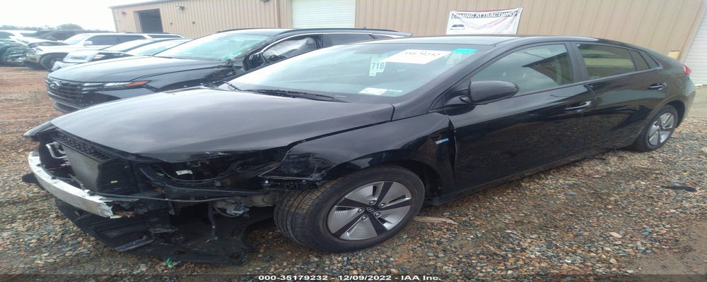 KMHC65LC7KU110095 2019 HYUNDAI IONIQ HYBRID photo no. 2