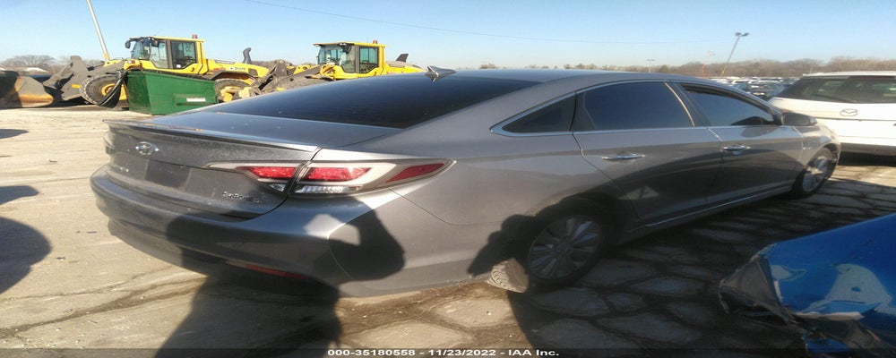KMHE24L17GA016174 2016 HYUNDAI SONATA HYBRID photo no. 4