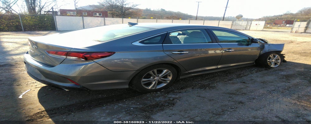 5NPE34AF8JH638718 2018 HYUNDAI SONATA photo no. 4