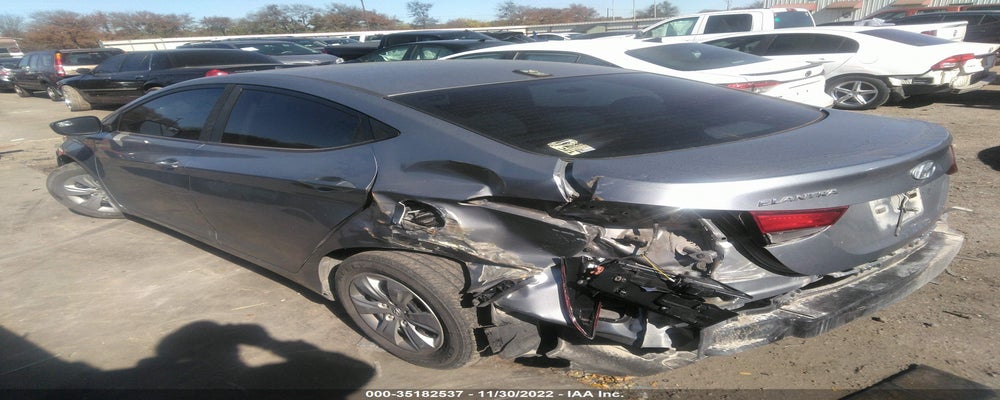 5NPDH4AE1GH750273 2016 HYUNDAI ELANTRA photo no. 3