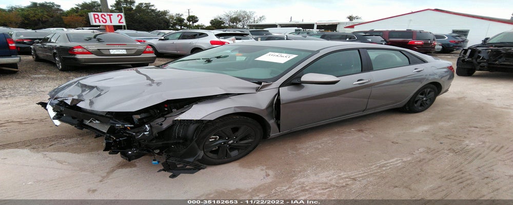 KMHLM4AG5PU414863 2023 HYUNDAI ELANTRA photo no. 2