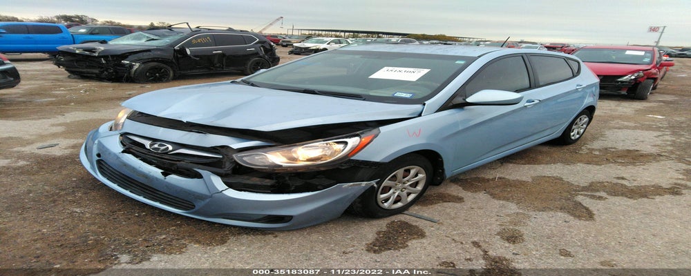 KMHCT5AE9DU066844 2013 HYUNDAI ACCENT photo no. 2