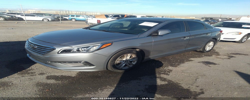5NPE24AF0FH057188 2015 HYUNDAI SONATA photo no. 2