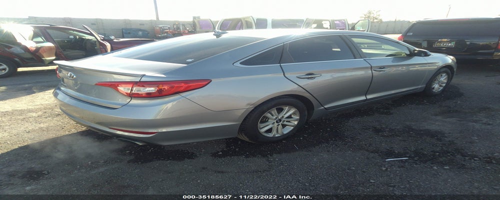 5NPE24AF0FH057188 2015 HYUNDAI SONATA photo no. 4