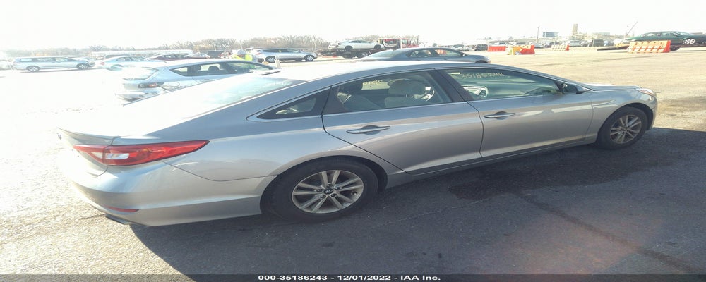 5NPE24AF0HH486866 2017 HYUNDAI SONATA photo no. 4