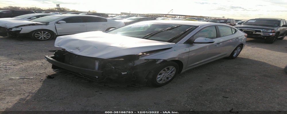 5NPD74LF3JH259686 2018 HYUNDAI ELANTRA photo no. 2