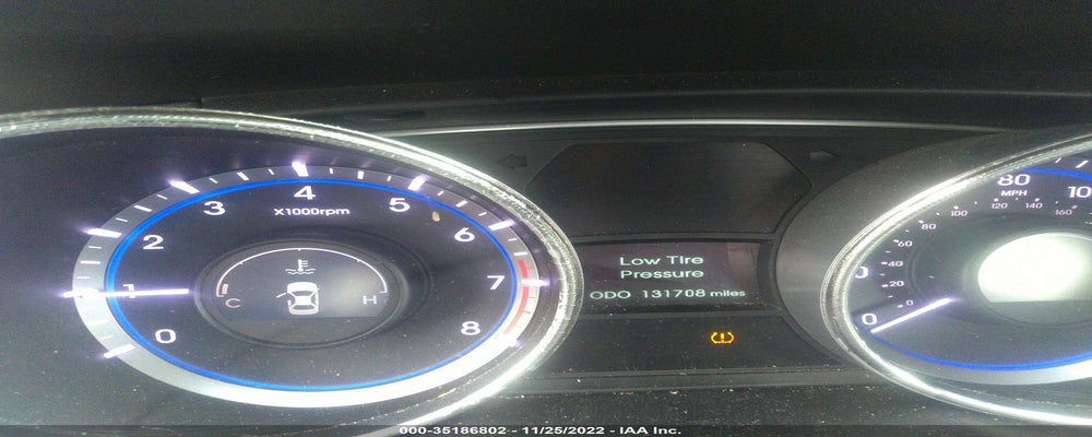 5NPEC4AB2BH209184 2011 HYUNDAI SONATA photo no. 7