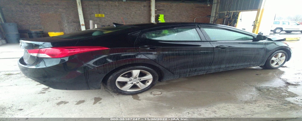 5NPDH4AE2DH371116 2013 HYUNDAI ELANTRA photo no. 4