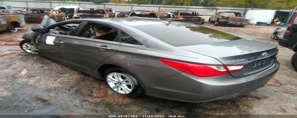 5NPEB4AC5DH663296 2013 HYUNDAI SONATA photo no. 3
