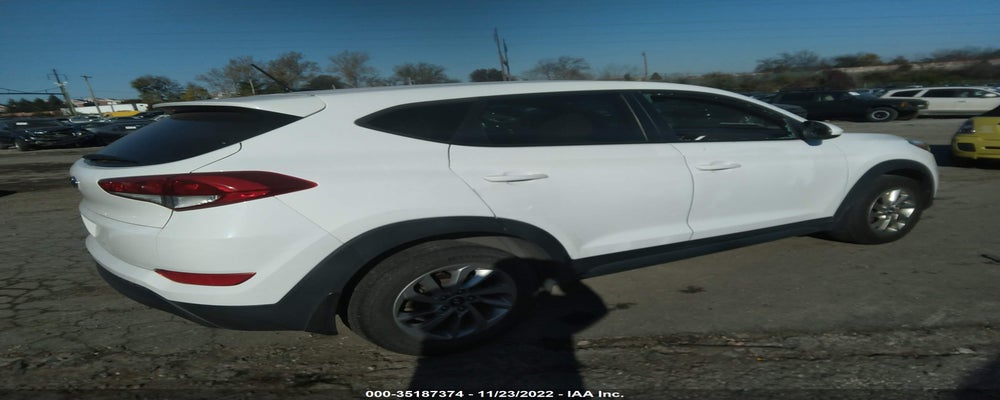 KM8J23A43HU409689 2017 HYUNDAI TUCSON photo no. 4