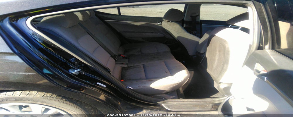 KMHD74LF1KU775502 2019 HYUNDAI ELANTRA photo no. 8