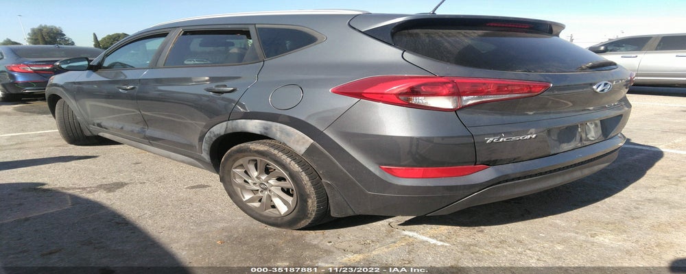 KM8J33A49HU386254 2017 HYUNDAI TUCSON photo no. 3