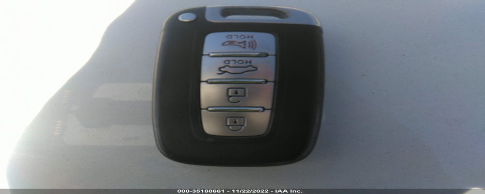 5NPEC4AC9BH271111 2011 HYUNDAI SONATA photo no. 11