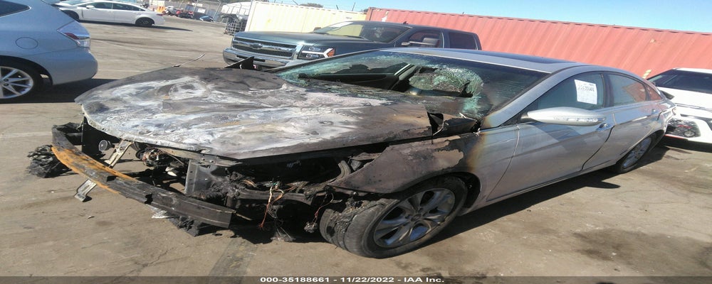 5NPEC4AC9BH271111 2011 HYUNDAI SONATA photo no. 2