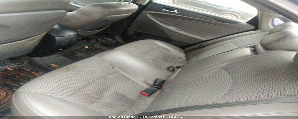 5NPEC4AC0BH018288 2011 HYUNDAI SONATA photo no. 8
