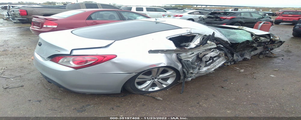 KMHHT6KD4AU035935 2010 HYUNDAI GENESIS COUPE photo no. 4