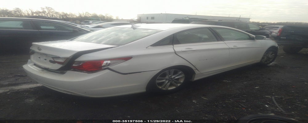 5NPEB4AC9CH335605 2012 HYUNDAI SONATA photo no. 4