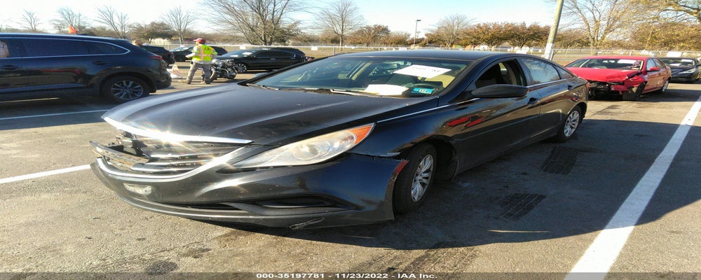 5NPEB4AC1DH555712 2013 HYUNDAI SONATA photo no. 2