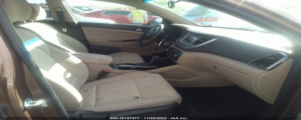 KM8J23A42GU032478 2016 HYUNDAI TUCSON photo no. 5