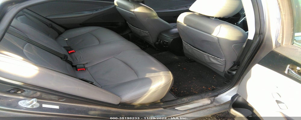 5NPEC4AC0BH047290 2011 HYUNDAI SONATA photo no. 8