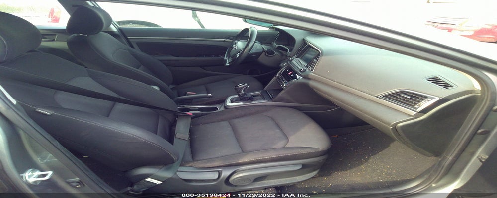 KMHD84LF0JU656884 2018 HYUNDAI ELANTRA photo no. 5