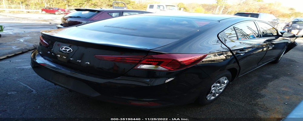 KMHD74LF1KU779243 2019 HYUNDAI ELANTRA photo no. 4