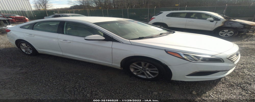 5NPE24AF9GH264812 2016 HYUNDAI SONATA photo no. 10