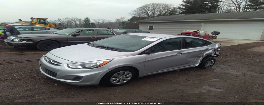 KMHCT4AE4HU327376 2017 HYUNDAI ACCENT photo no. 2