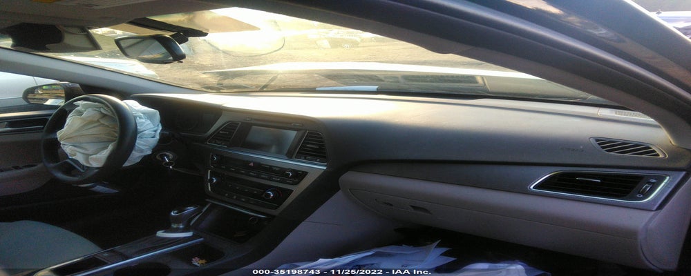 5NPE24AF7HH584390 2017 HYUNDAI SONATA photo no. 5