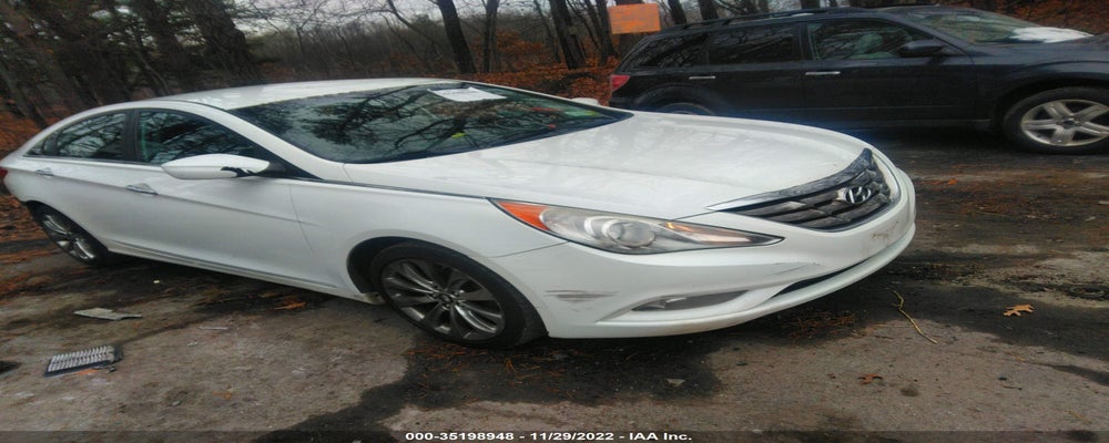 5NPEC4AC3BH270925 2011 HYUNDAI SONATA photo no. 1