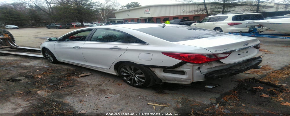5NPEC4AC3BH270925 2011 HYUNDAI SONATA photo no. 3