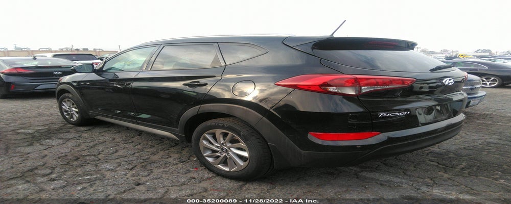 KM8J33A49HU268091 2017 HYUNDAI TUCSON photo no. 3
