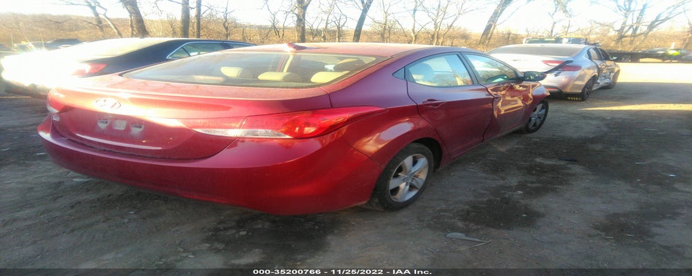 KMHDH4AE9DU549931 2013 HYUNDAI ELANTRA photo no. 4