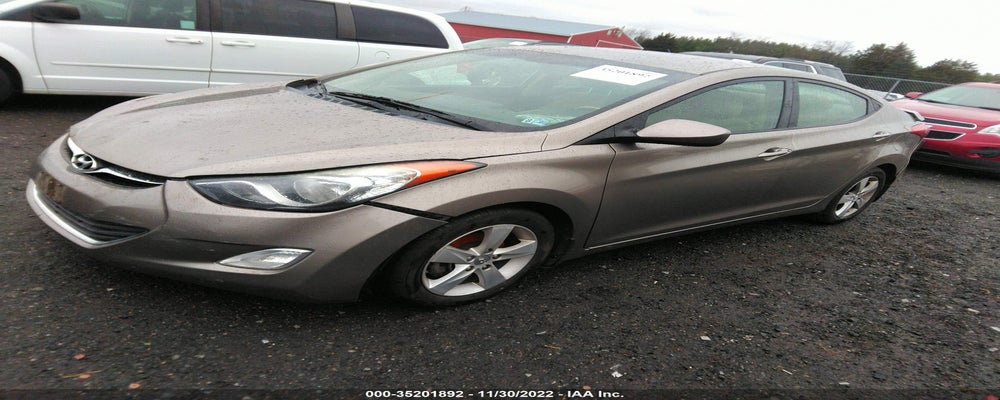 5NPDH4AE4DH390637 2013 HYUNDAI ELANTRA photo no. 2