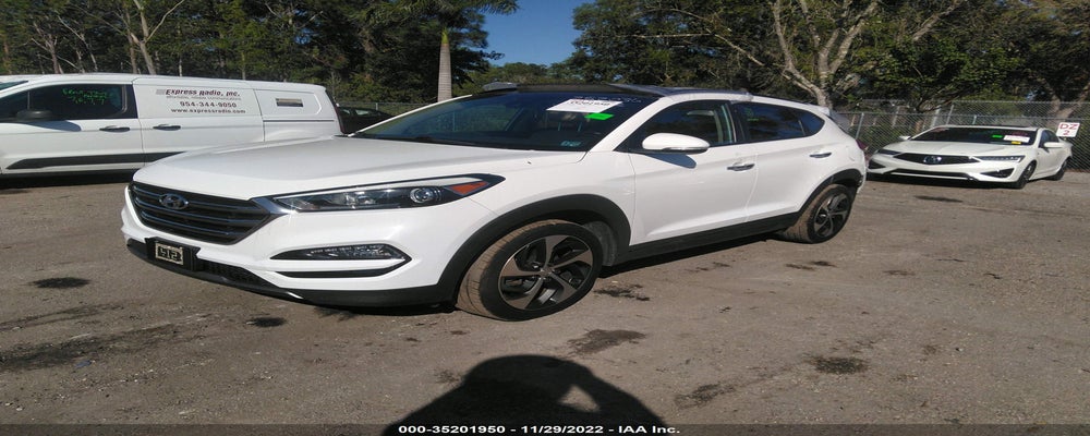 KM8J3CA26GU268563 2016 HYUNDAI TUCSON photo no. 2