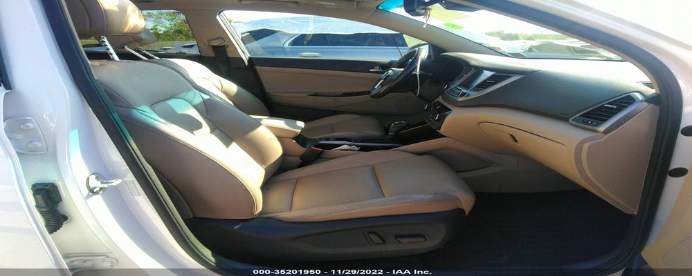 KM8J3CA26GU268563 2016 HYUNDAI TUCSON photo no. 5