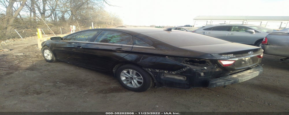5NPEB4AC1BH033952 2011 HYUNDAI SONATA photo no. 3