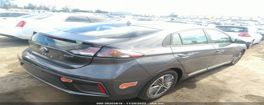 KMHC65LD1LU198443 2020 HYUNDAI IONIQ PLUG-IN HYBRID photo no. 4