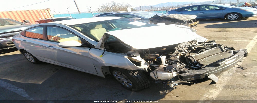 KMHCT4AE6GU090811 2016 HYUNDAI ACCENT photo no. 18