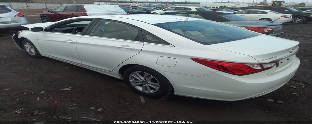5NPEB4AC1BH237862 2011 HYUNDAI SONATA photo no. 3
