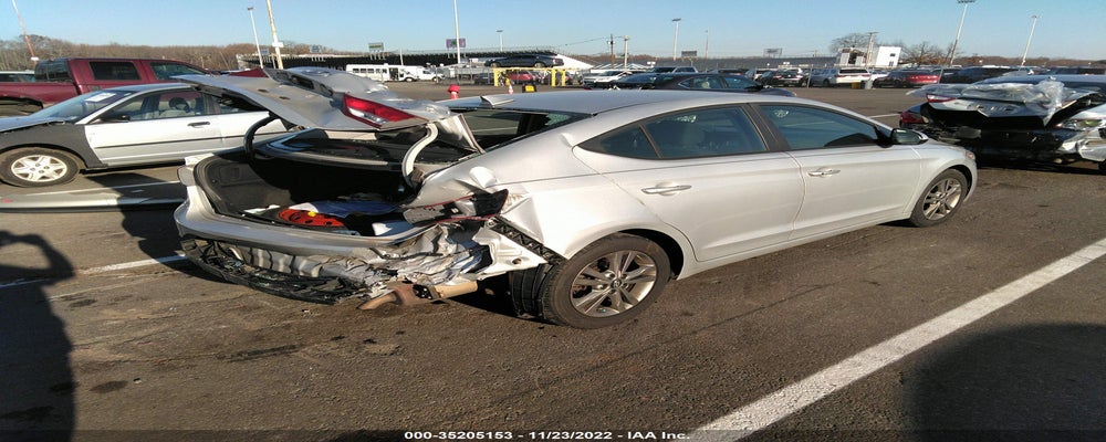 5NPD84LF1JH284843 2018 HYUNDAI ELANTRA photo no. 4