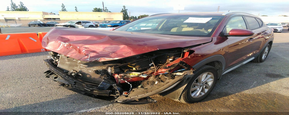 KM8J33A41HU396082 2017 HYUNDAI TUCSON photo no. 2