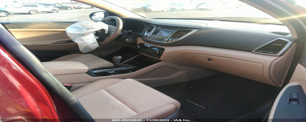 KM8J33A41HU396082 2017 HYUNDAI TUCSON photo no. 5