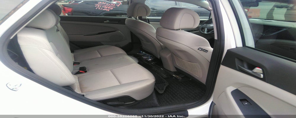 KM8J33A44JU654522 2018 HYUNDAI TUCSON photo no. 8