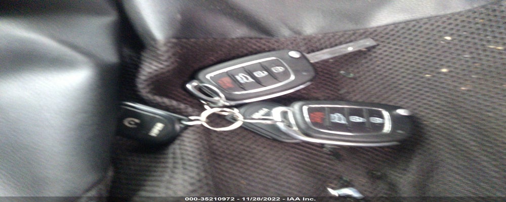 5NMZUDLB1HH032029 2017 HYUNDAI SANTA FE SPORT photo no. 11