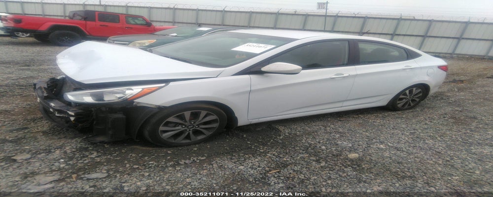 KMHCT4AE6HU380127 2017 HYUNDAI ACCENT photo no. 2